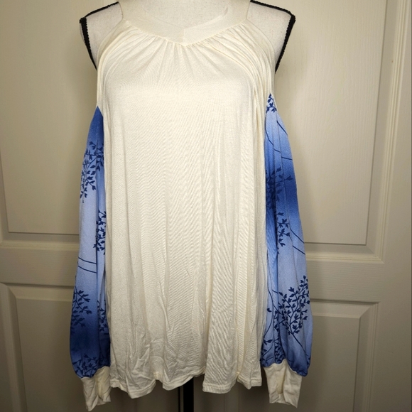 Cream & Blue Cold Shoulder Blouse - Picture 2 of 6